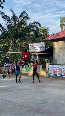 ngeblok e dipiker noooo         #voliindonesia #voliball #vollyindonesia #volleyball #volley #vollytarkam #volisejati#volisejati #voliasik #bucinvoli