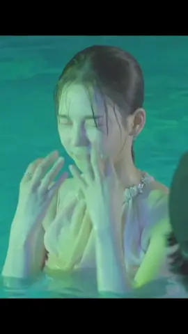 พาพิน่า เงียวโตของเรามาอาบน้ำ^_^(✿ ♡‿♡)#karina #yoojimin #karinaaespa #kpop #fyp