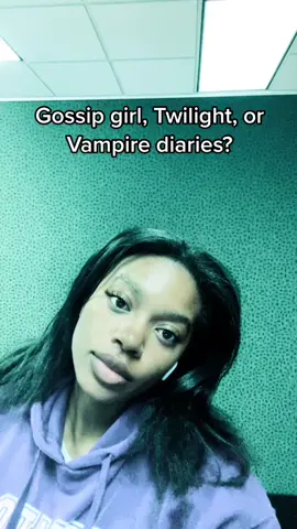 Which one do you guys think? #twighlight #vampirediaries #gossipgirl #trendy