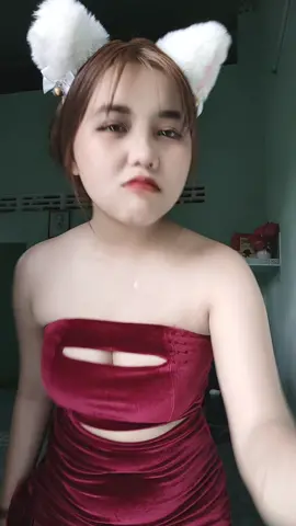 ỏ về long khánh đồng nai đi e dắt anh đi ăn cơm tấm uống sữa nóng 💋😛