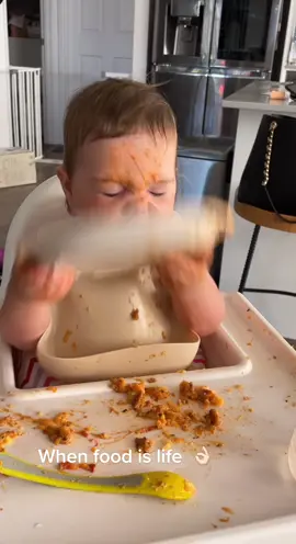 No one loves food more than this girl #toddlersoftiktok #toddlertok #toddler #messyeater #messy #sensory #FoodLover #foodislife #Foodie #bigappetite #chunkybaby