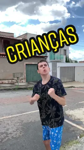 Na minha época eu brincava de carrinho 😬