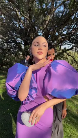 Things your tiktoker friend will make u do🤣💜💫 #fyp #ootn #gown #bride #wedding #weddingtiktok #OscarsAtHome