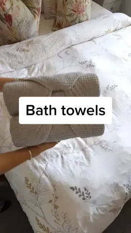 #GradeUpWithGrammarly rolling bath towels #towel #laundrytok #fyp