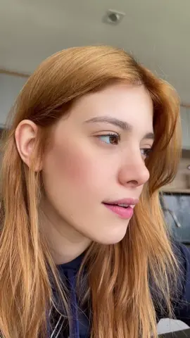 A INIMIGA DO RITMO ATACA NOVAMENTE! @larissamanoela só você pra me fazer dançar! 🧡🧡🧡🧡