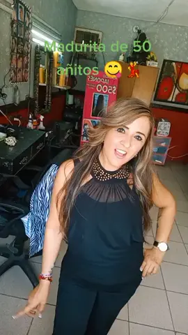 Ni vieja ni señorita solo madura de 50 añitos 😋😋🤣💃#sonrieysefeliz🎶🎶🎶❤️🙏vamos #simplemente🎵🎶🙏😁🥰