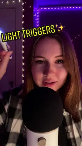 for those who like light triggers🥰 #asmr #lighttrigger #focusasmr #followthelight #asmrlighttriggers #asmrlight #relax #satisfy #whisper #sleep