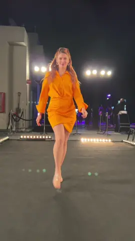 Pasareliando 😋 #girl #Runway #style