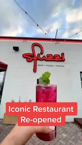 📍Sfuzzi #dallas #dfw #dallasdiscovered #fyp #iconic #pizza #dallasnightlife #Foodie #italianfood #henderson #texas