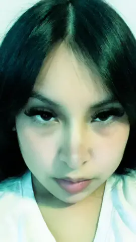 I can’t believe in 9th grade I literally photoshopped my pics like this filter 🤌🏼 #twilight #fy #fyp #LizzosBigGrrrls
