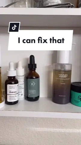 So lonely #icanfixthat #skincareshelf #shelfie #skinfluencer #oilyskincare #cocokind #haruharuwonder @cocokind