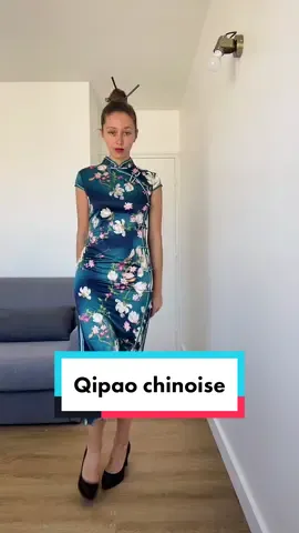 Chinese style 💃🏼 #qipaogirl #culturechinoise #robechinoise #chine #cultureasiatique #faguoren @Beth and Brian Qipao
