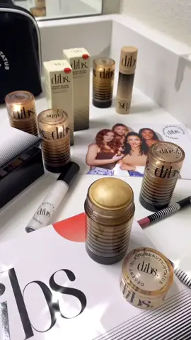 When someone says you have too many dibs beauty products… 😤🤷🏼‍♀️ #nonohoney #itscalledbalance #dibsbeauty #makeitdibs #cleanbeautytok