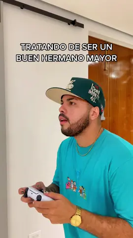Tenía que hacerlo, pequeñin 🎮 #gamingmemes #fyp #parati #comedia #foryoupage