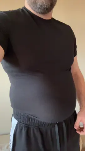 Imagine without the black shirt! #belly #thic #gains #bulking #bodypositivity