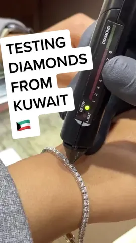 She was on a verge of a panic attack 😳 #diamonds #testingdiamonds #diamondtesting #diamondtester #diamondtest #vancouver #vancouverbc #richmondbc #realdiamonds