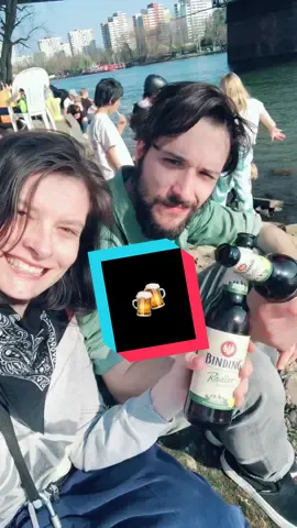 happy #sunday  🌞🍻#local #localproduct #binding #mainhattan #sustainabilityissexy #zerowastefrankfurt #orangebeachfrankfurt #frankfurtammain #couple #summervibes #summervibes2022 #main #mainfluss  #beer #bere #cuplesoftiktok #beertime #bier #frankfurter #MarchMadness