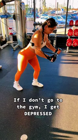 How I’m feeling this Sunday since I haven’t been to the gym since Thursday 🥺 #UnsealTheMeal #OscarsAtHome #InstaxChallenge #WomenOwnedBusiness #BridgertonScandal #HaloSilverTeam #LizzosBigGrrrls