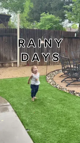 We love rainy days #t1dtoddler #diabetictoddler #dexcom #rainydays #t1d #t1dmom #type1 #outside #wetandrainy #california #alittlerain #toddlermom #fyp