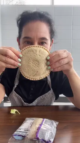 Check out the size of this Uncrustable! #fyp #gwenpire #eatwithgwen