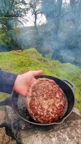 Soo much Meat🔥 Dirty Burger😱 #menwiththepot #foodporn #asmr #fyp #foryou #nature #forest #cooking #food #fire
