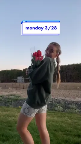 not me posting my monday vlog on a tuesday night #monday #minivlog #dayinmylife #springvibes #contentcreator #Lifestyle #productivity #sunnyday #thatgirl