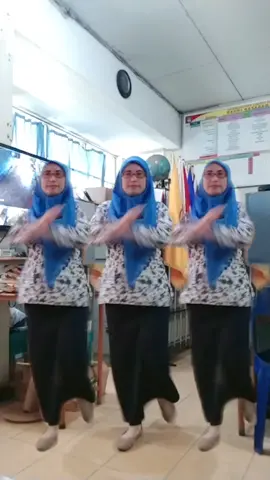 mumpung blom ada yg dtng, pemanasan dulu ahhhh ☺️💃