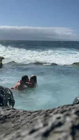 a little swim date 🤍 @torreymeister