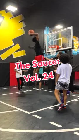 Make sure you get dunked on every once in a while 💯 #ote #shoutoutot #hoops