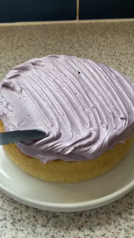 blueberry buttercream 🤤🤌