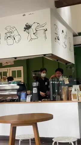 มันแบบเมดมายเดย์ที่สุดแล้วว ตอนนี้แก้วกาแฟก็ยังไม่ทิ้งเลย🫠🤎#sarahsalola @sarah.salola