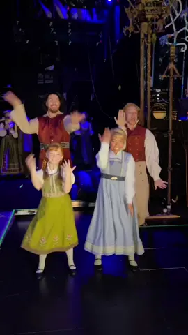 Sisters and Brothers pt.1! #frozen #broadway #OnTour #fyp @arwenmonzon @lulubeach11