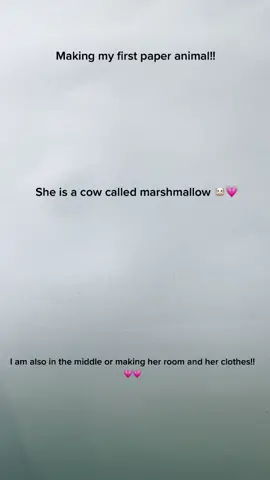Making marshmallow! Comment some ideas for clothes for me to make! 💗💗🐮🐮 #paperanimalcare #paperanimal #paperanimals #papercow #fyp