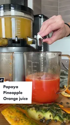 I’m not fan of papaya on its own but in this juice it is 🔥recipe👇🍍🍊🍋1 small papaya 1 pineapple 7 Oranges 1 lemonHandful of Basil Makes over 70OZ #juicing #juicingrecipes #juicingforhealth #eattherainbow #papaya