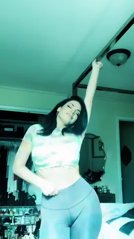 Did I do It Right!? @dominiquedicaprio #dance #trend #trending #brunettegirl #girlssupportgirls #povgirl #fypシ #girlythings #girlytok