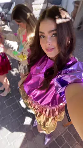 @Queen of Sparkles Photoshoot vibes💛💚💜💙💖🖤 #queenofsparkles #photoshoot
