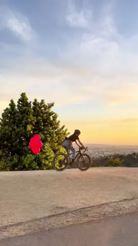 This makes us happy. Enjoy! #la #birthday #bicycle