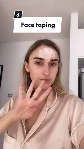 I didn’t think it would work 🤯 trying the face taping trend! #beauty #skincare #fyp