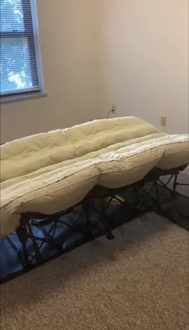 Check out Ivation’s EZ Bed. You’ll have an air mattress blown up in seconds! 🛏😮