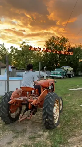 Fun spontaneous summer evenings are always the best with @moparrmama 😂😎 last year…this rad ‘46 A-C tractor still has it! #allischalmers #tractor #vintagetractor #carwife #fyp #girlswhowrench