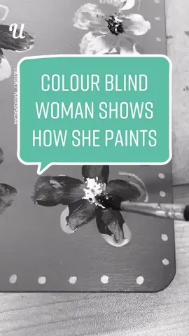 This woman shows how she paints whilst only seeing in black and white 🎨 (@Natasha Caudill) #painting #paint #art #colorblind #blind #DIY #foryoupage #fyp