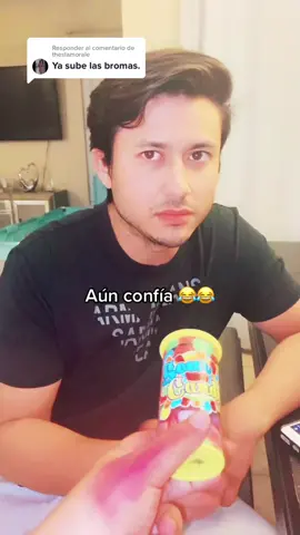 Responder a @theslamorale dale like si quieren ver las otras bromas 😂😂😂dejen sus ideas de que mas puedo hacer #broma #bromas #bromaspesadas #bromaamiesposo #humor #comedia #risa #gracioso #parejas #fyp #viral #BigComfy #EasyWithAdobeExpress