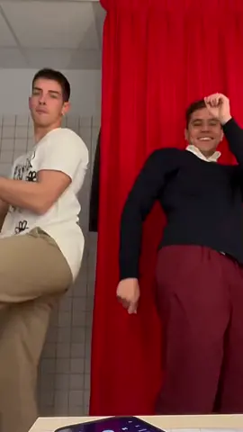 Andre y manu🔥 #elitenetflix #netflix #viral #fyp #elite5 #manurios #andrelamoglia #foryou