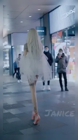 Wing of the white #model #streetsnap