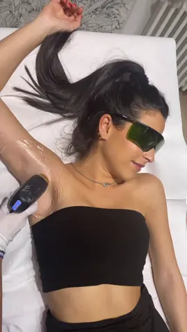 Quand tu commences l’épilation laser SANS DOULEUR 😌🤗 #laser #laserhairremoval #epilation #epilationdesjambes #epilations  #epilationlaser #epilationdefinitive #sansdouleur #esthetician #esthetic #skincare  #paris #lasercenter #foryou #fyp #75017