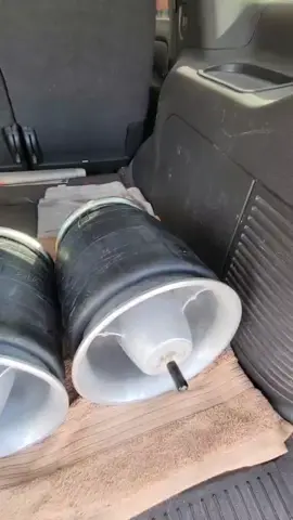#AirSuspension #AirBagsSuspension #Trucking #TruckersLife #Camioneros @lachimayeaguilar