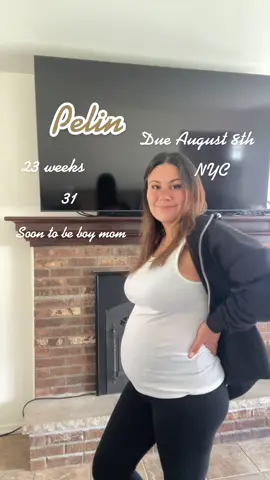 Hi 👋🏽 What do we have in common?!#reintroducemyself#mynameis#nyc#pregnancytok#firsttimemom#pregnancy#foryou#fyp#momtok#babymama#23weeks#pregnancyjourney#ByeByeSundayBlues #ImoniCarly #bigcomfy
