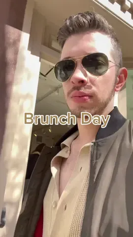 Brünch day #westvillage #ByeByeSundayBlues #sundayscaries #nyc #gay #ImoniCarly #brunch