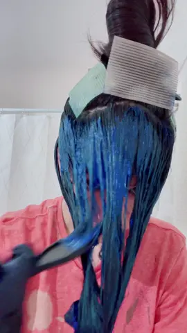 Another #hairtransformation with #xmondocolor , I’m in love with this #bluehair #hair #hairtok #hairdye