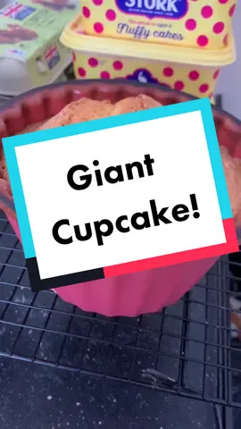 The giant cupcake #giantcupcake #cakevideo #cakeart #starttofinish #cakeprogress #watchme #LearnOnTikTok #cake101 #wilton2d #caketipsantricks #satisfyingvideo #cake